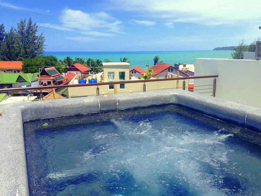 Luxurious 3Br Penthouse Jacuzzi Seaview Apartment Kamala Beach Exterior photo