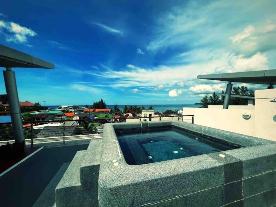 Luxurious 3Br Penthouse Jacuzzi Seaview Apartment Kamala Beach Exterior photo